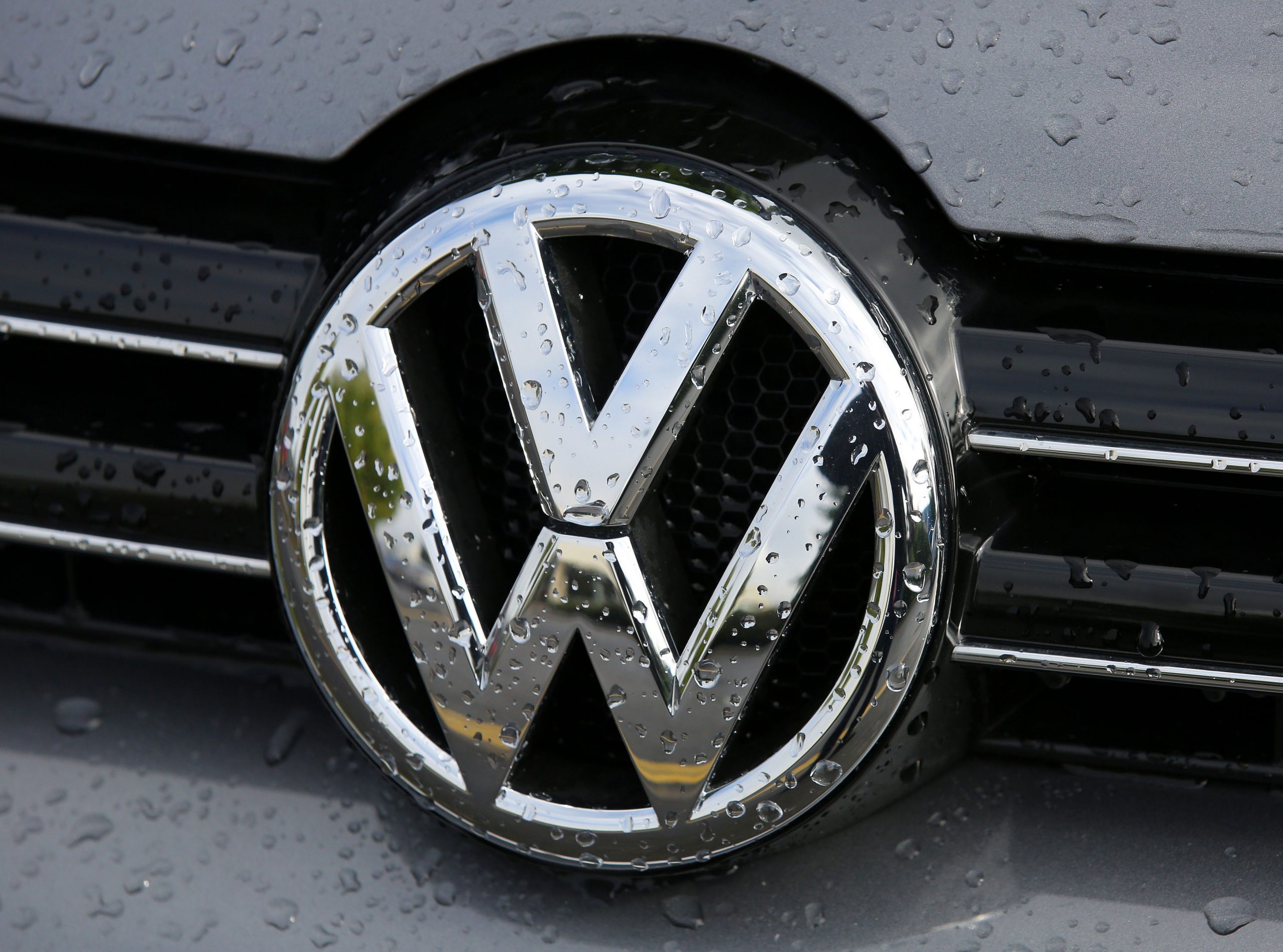 VW to usher in new era of buying cars as it restructures sales model