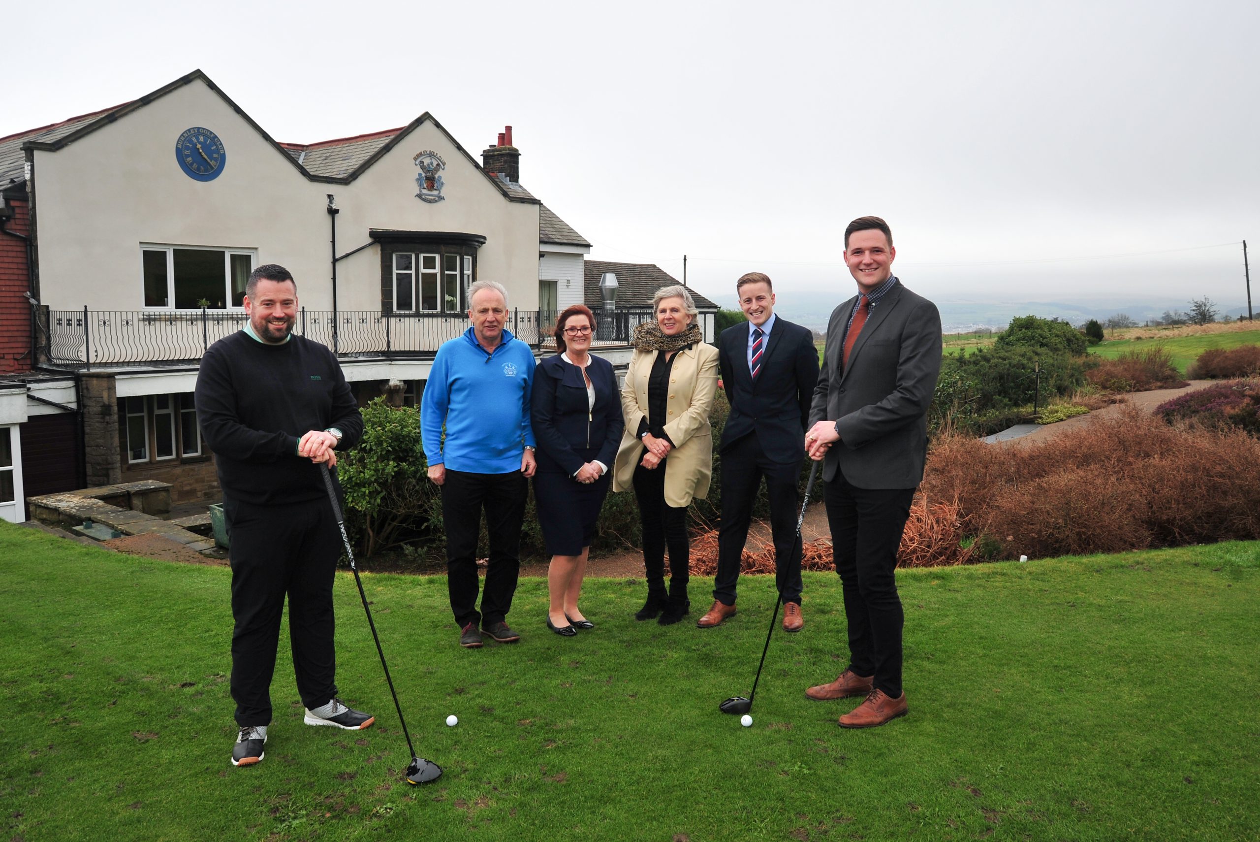 Motorpoint branch forms partnership with its local golf club Car