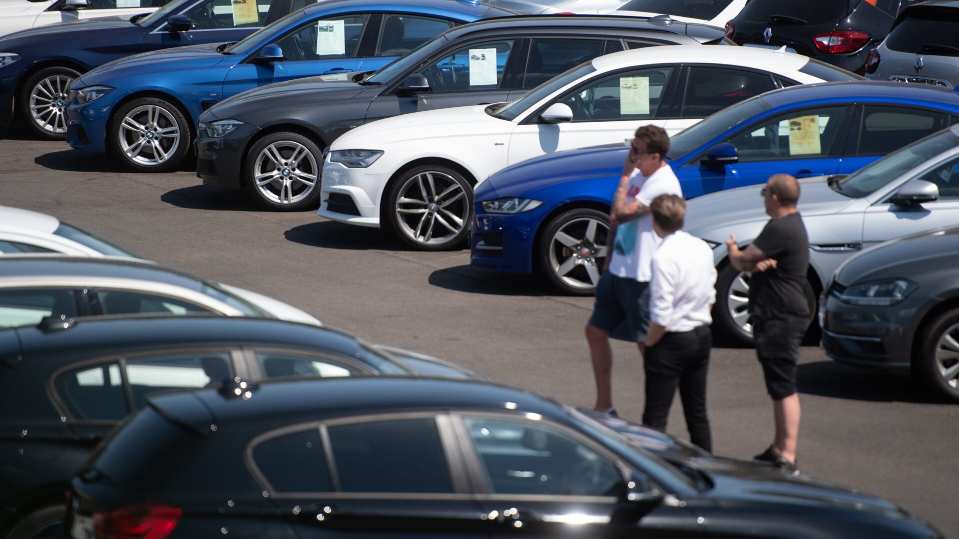 Used cars, people on unspecified forecourt in Norwich, 1st June 2020, via PA