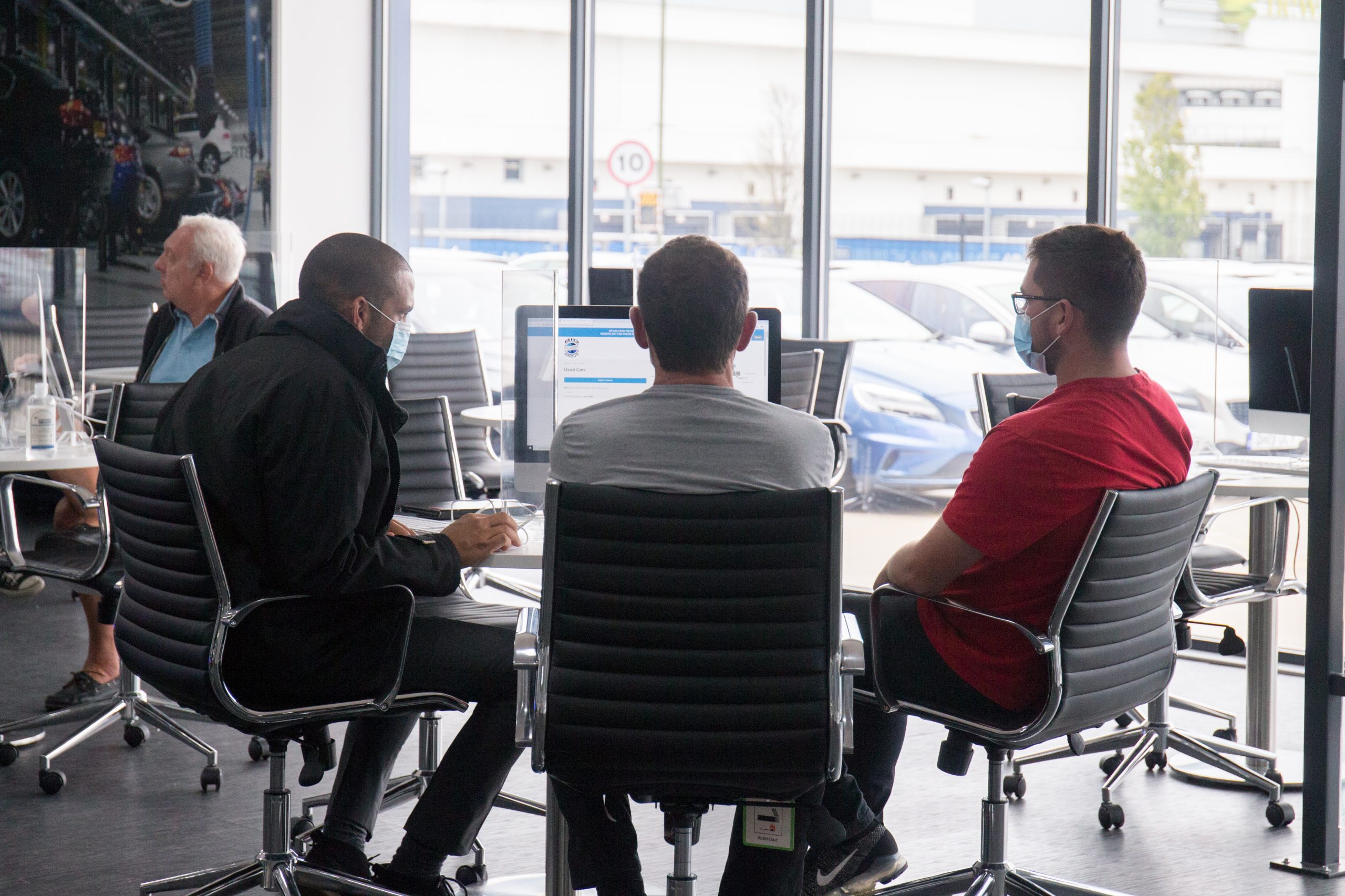 Carry on selling, Scottish government tells car dealers but you can