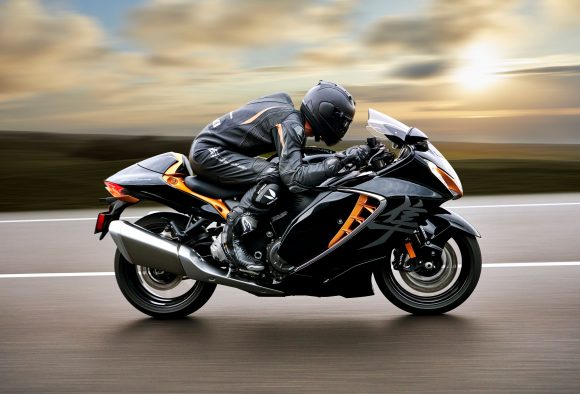 The new Suzuki Hayabusa on the road
