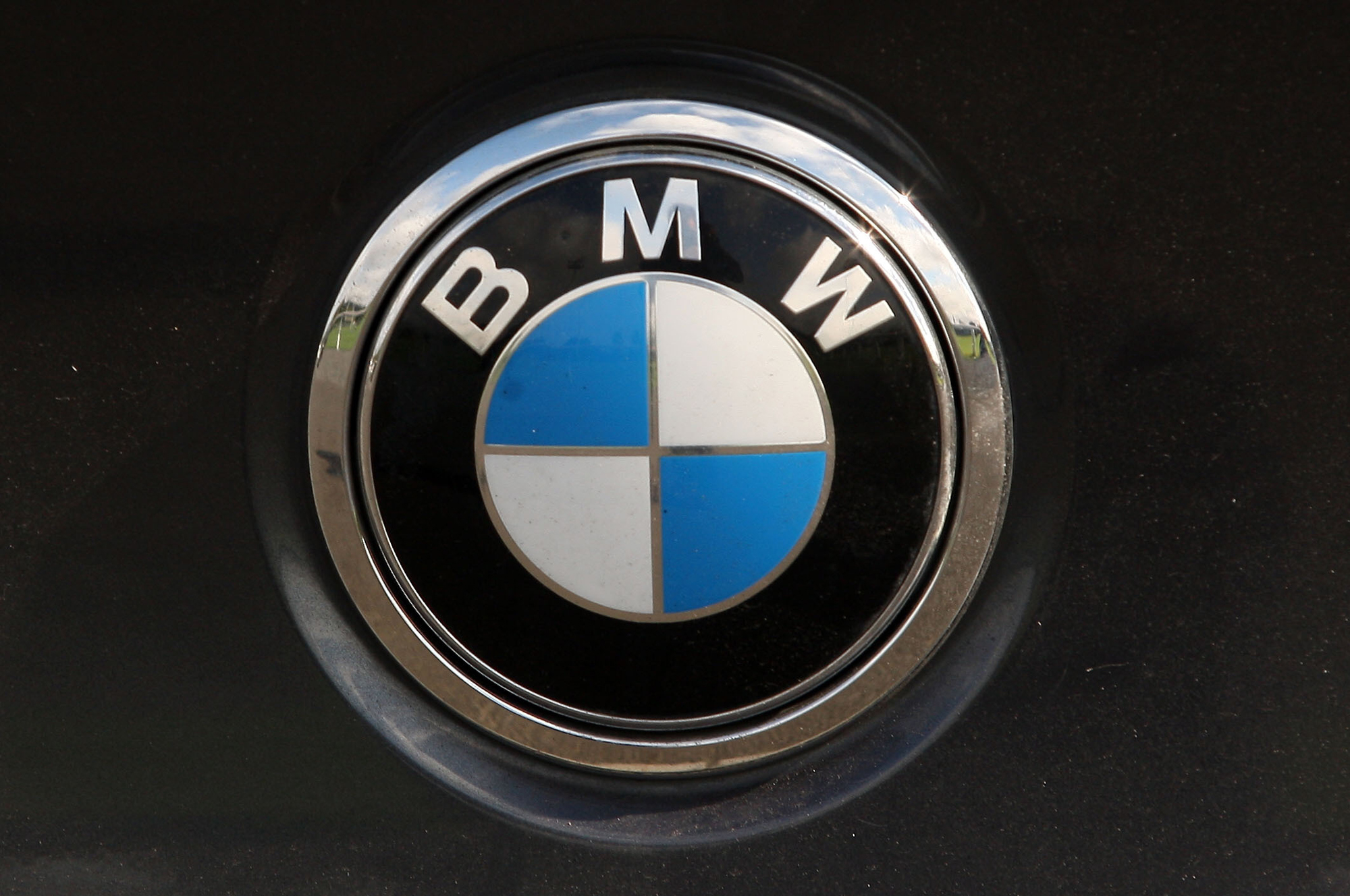 BMW denies claims it plans to stop independent garages repairing its cars