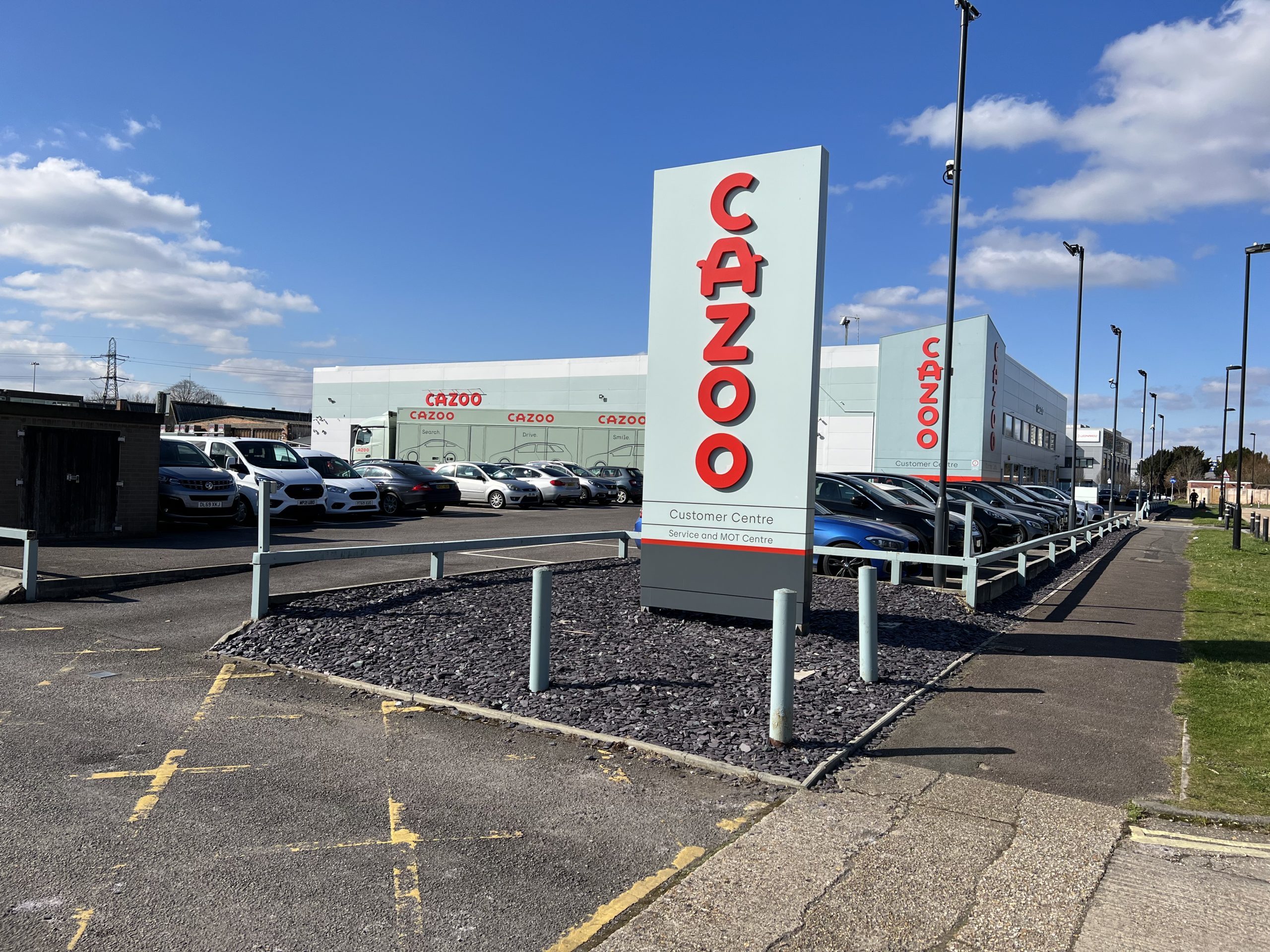 Norwegian billionaire snaps up 60m shares in troubled used car dealer