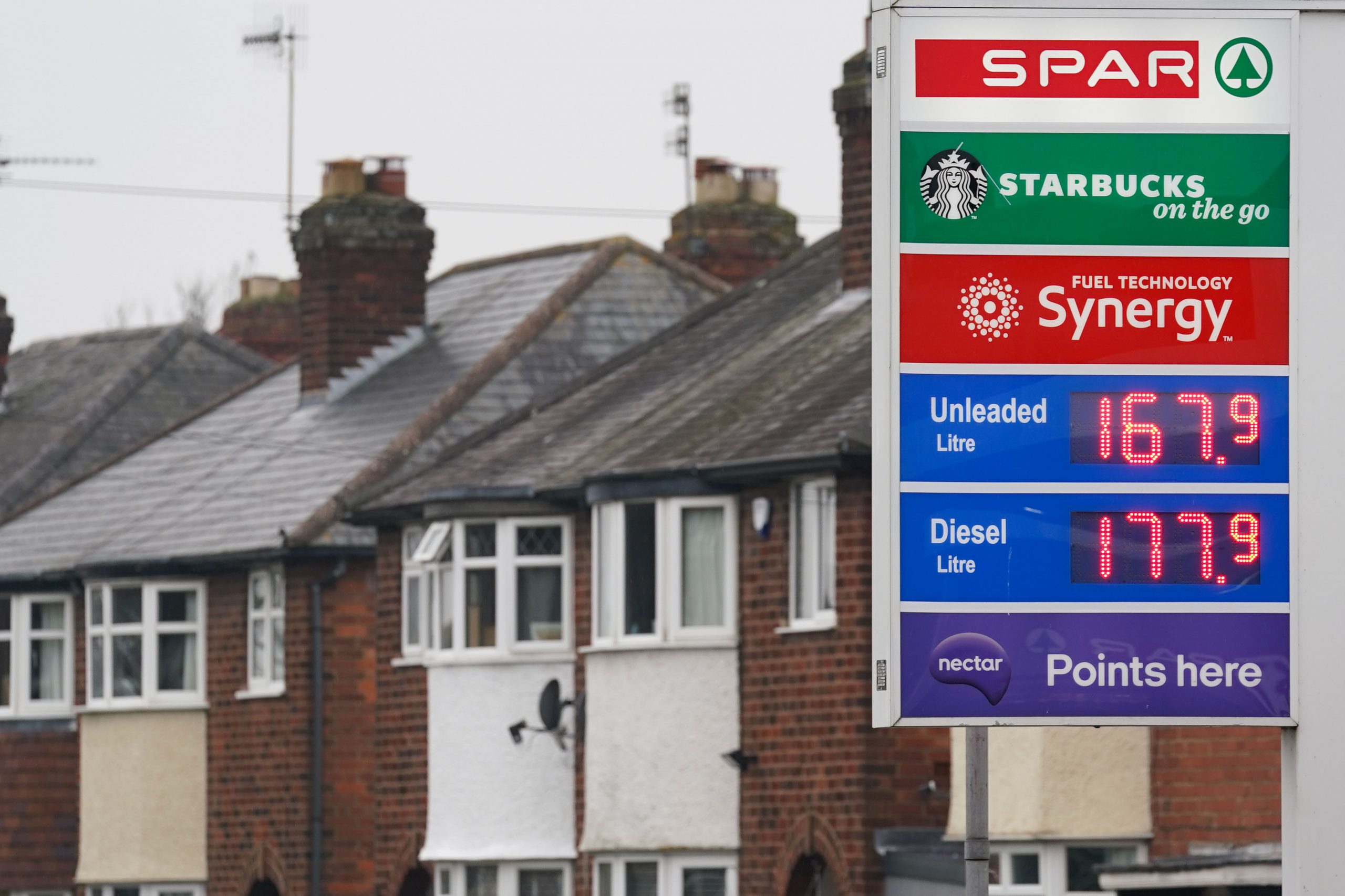 Competition watchdog puts fuel retailers 'on notice' to prevent drivers being ripped off