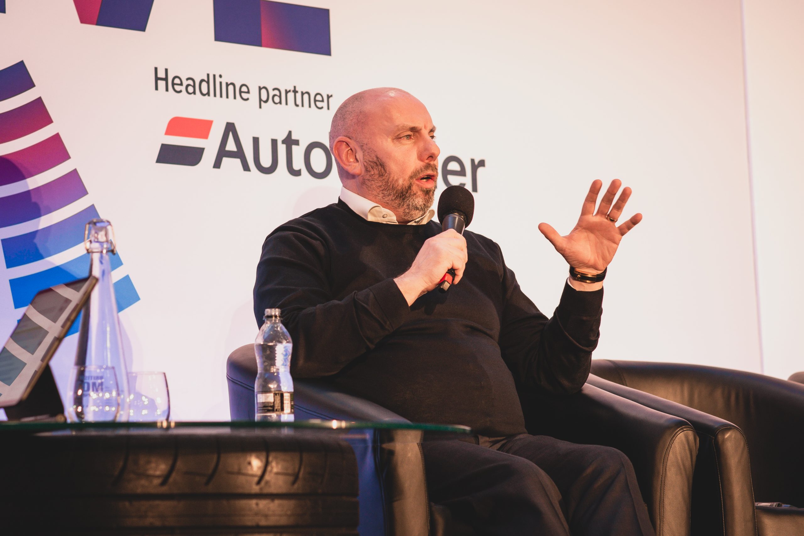 Close Brothers Motor Finance name returns to Ireland after Bluestone purchase – Car Dealer Magazine - Vimarsana News