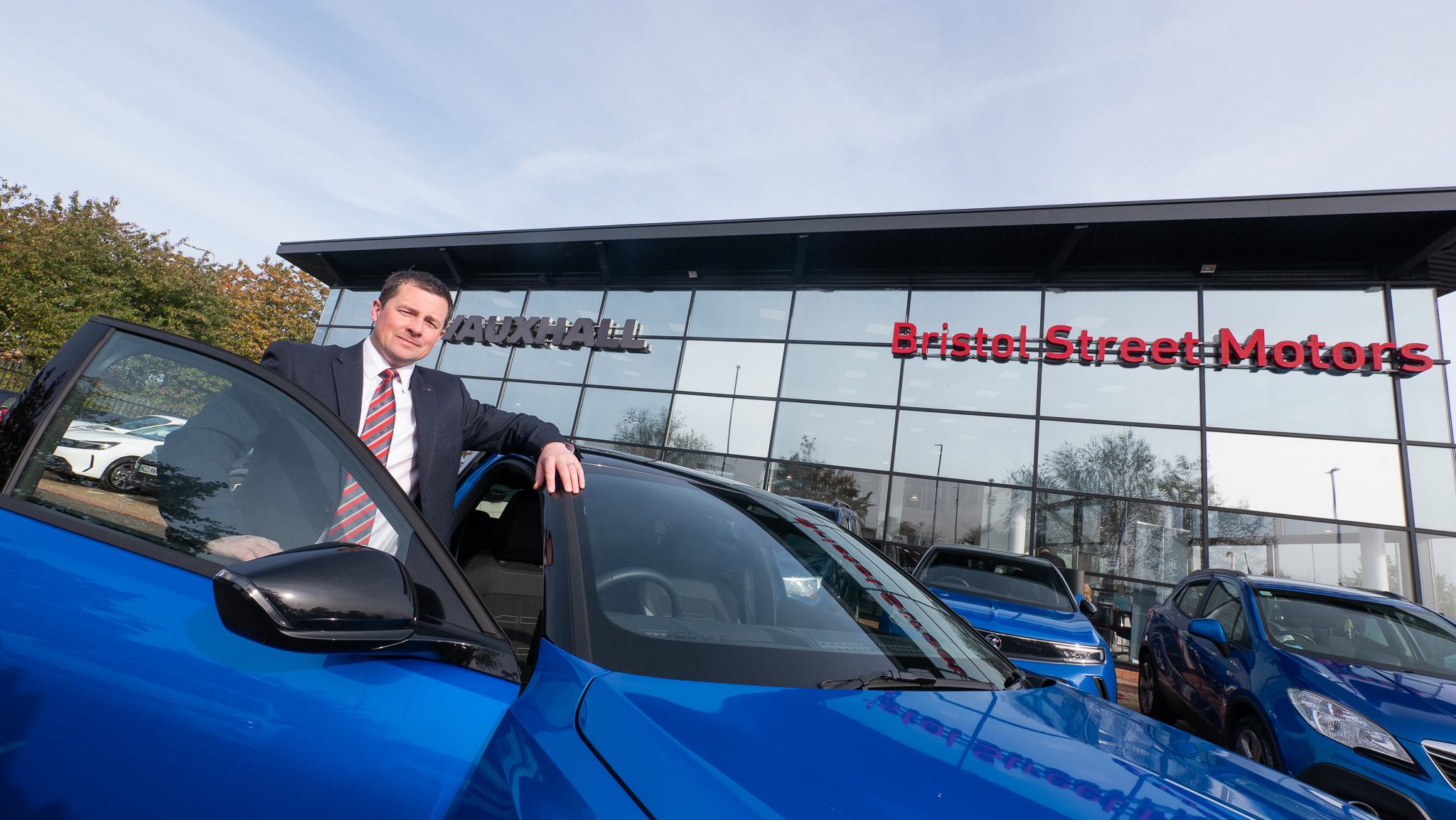 Bristol Street Motors Vauxhall Newcastle moves into exStratstone