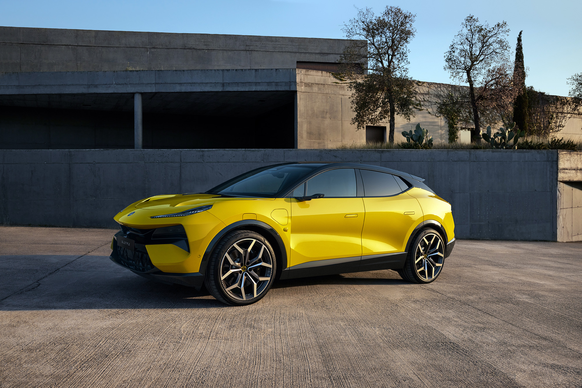 Lotus Rack Modeline Lotus racks up £593m loss for 2023 despite selling record number of ...