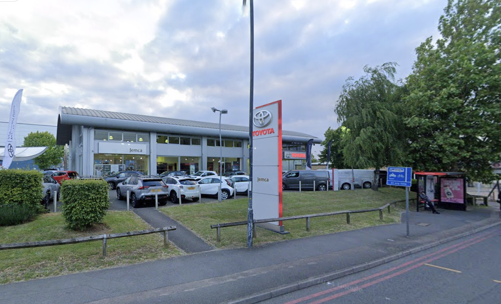 Toyota and Lexus dealer Jemca stems losses but still in the red for 2025