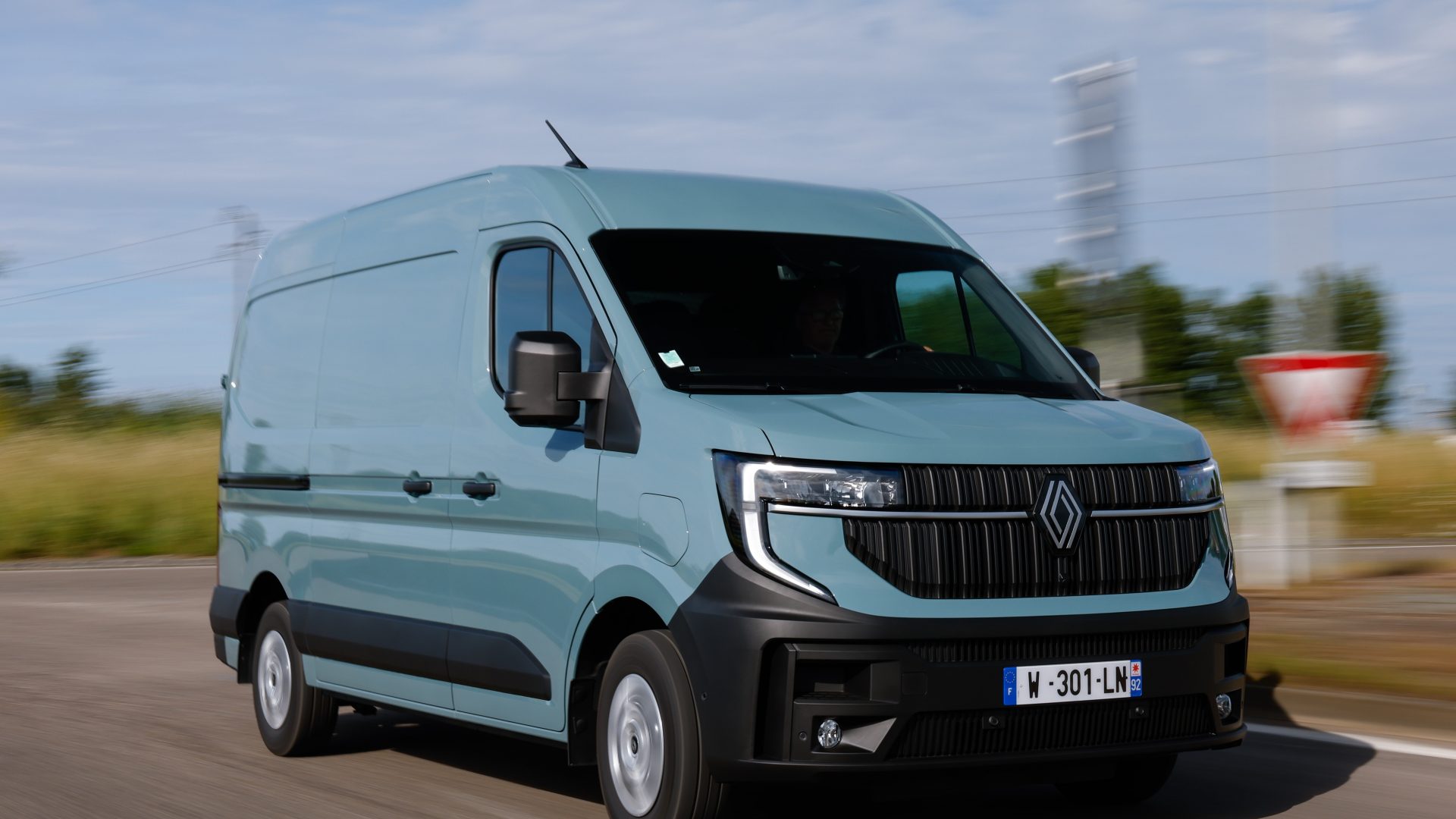Renault Masters Used Van Market French Brand s LCV Is Named UK s Most 