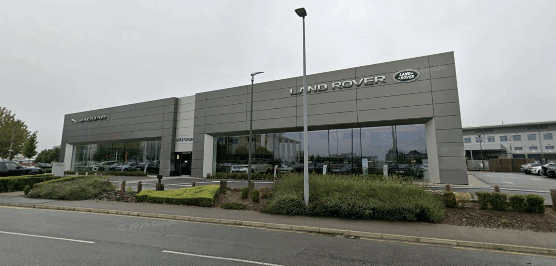 Land Rover Slough Google Maps