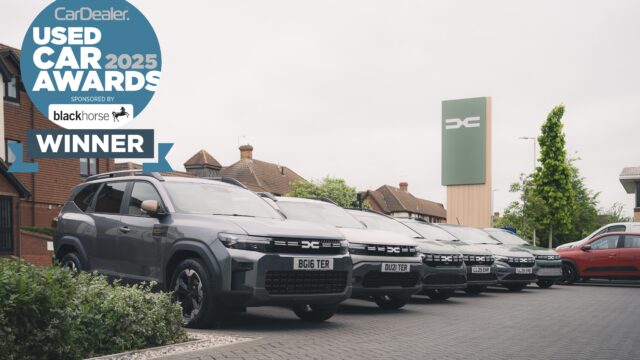 Renault Dacia UCA 25