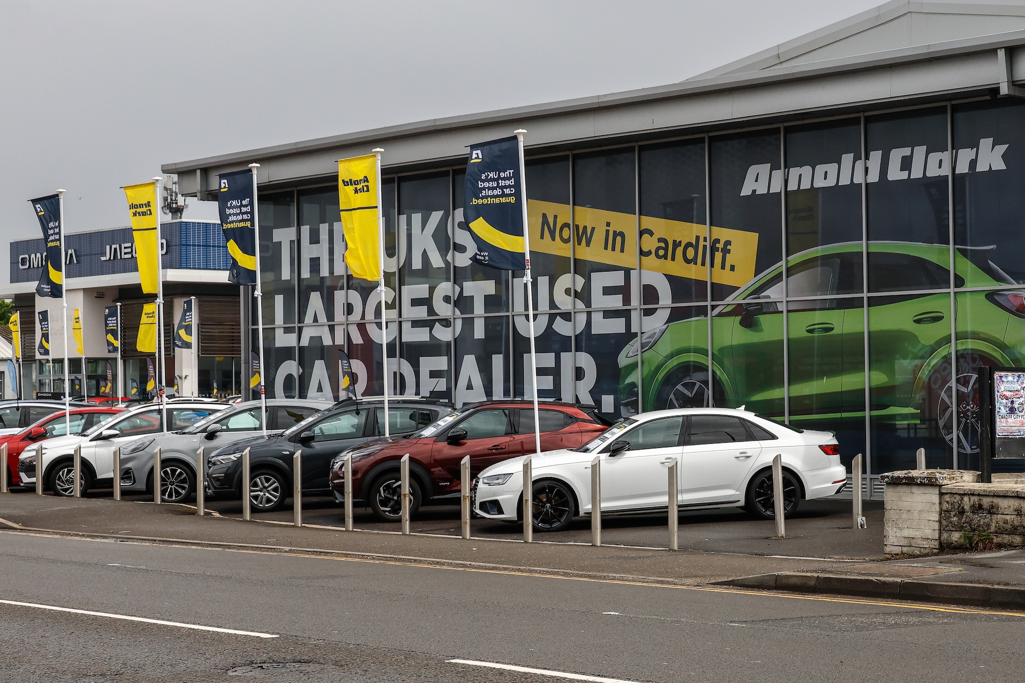 Arnold Clark to sell car for just £1 as dealer group celebrates the opening of first Welsh dealership