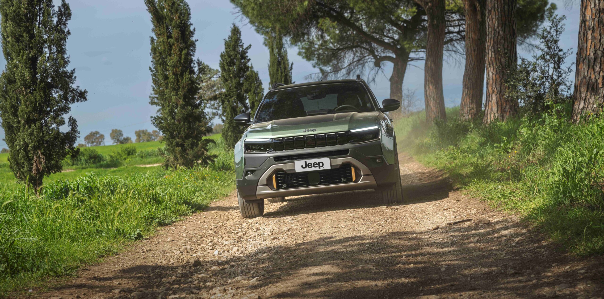 Jul 17: British Steel goes public; Jeep Avenger 85th Anniversary; Heatwave continues